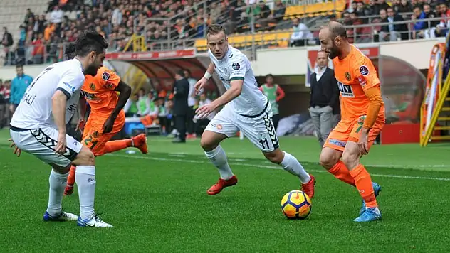 Konyaspor ve Alanyaspor ligde 6. randevuda