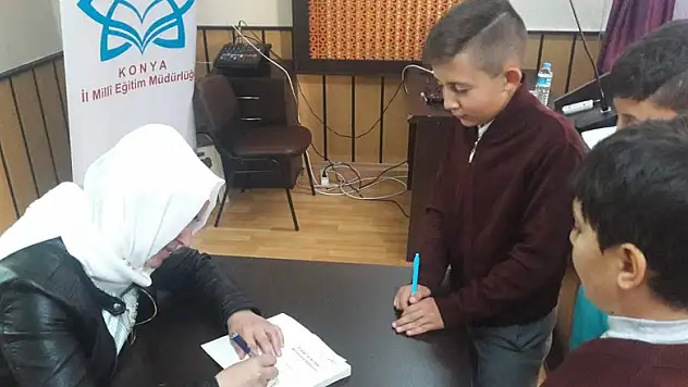 Derebucak'ta yazar öğrenci buluşması