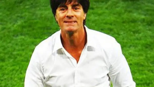 F.Bahçe Löw'e teklif götürdü, Merkel...