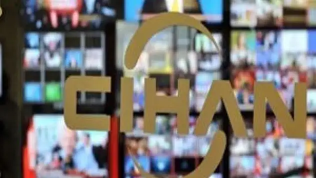 Düş artık yakamızdan Cihan!