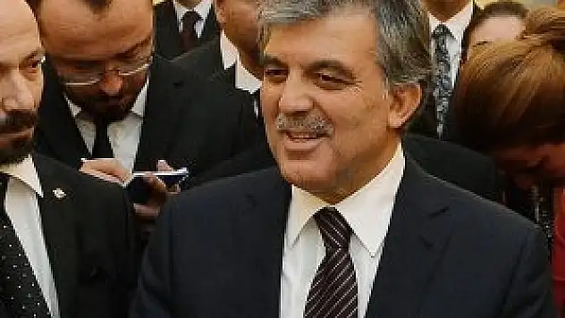 Gül'den devlet erkanına resepsiyon