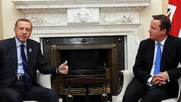 Cameron, Erdoğan'ı tebrik etti