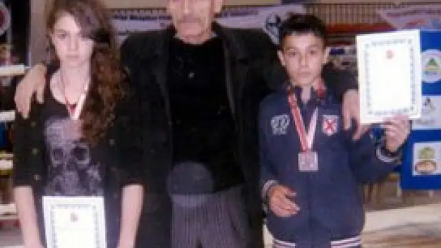 Sporcular Muay Thai'de Türkiye 3'üncüsü oldu