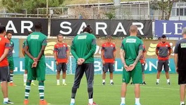 Bursaspor'da Seba için saygı duruşu