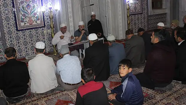 Karapınar'da şehitler için mevlit okutuldu