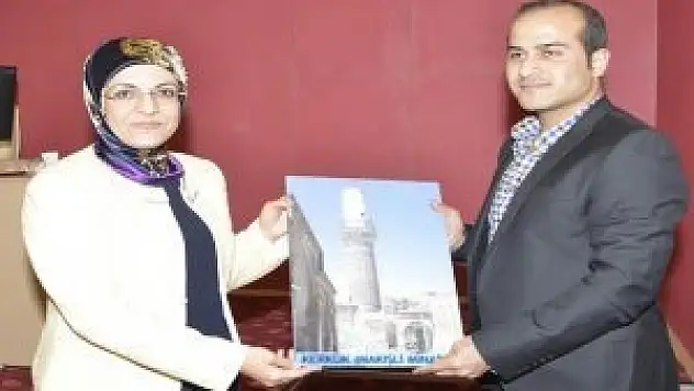 Toru, öğrencilere yerel yönetimleri anlattı