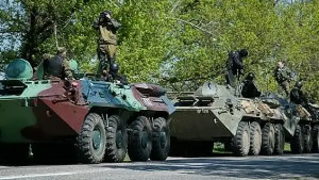 Rusya askeri araçları Ukrayna'ya girdi