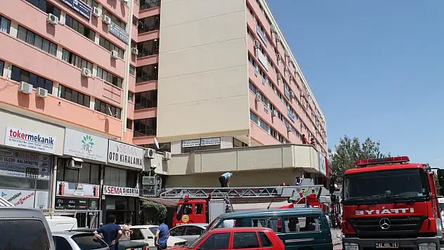 Konya'da iş merkezi yangını!