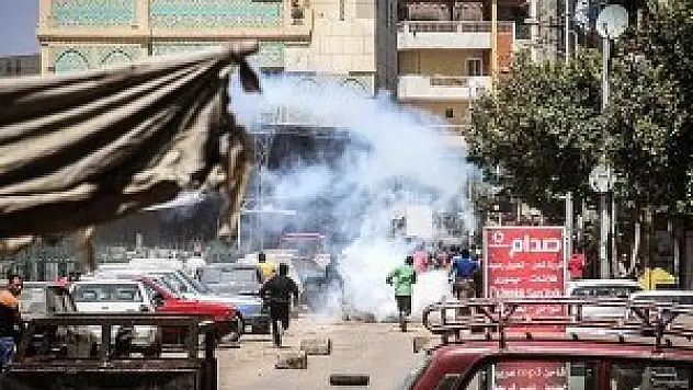 Mısır'da 'Rabia yürüyüşü'ne müdahale