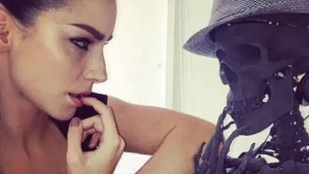 Merve Boluğur'un çalışma arkadaşı!