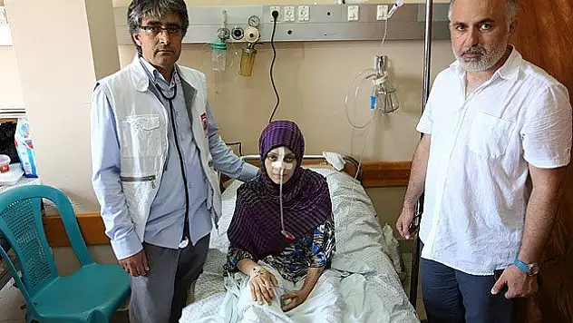 Gazzeli yaralıları Türkiye'ye getirmek için çalışıyorlar