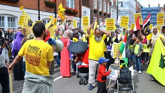 Londra'da 'Rabia' protestosu