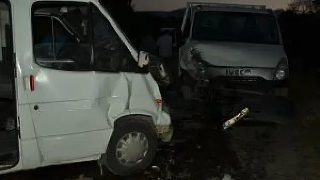 Trafik kazaları hız kesmedi