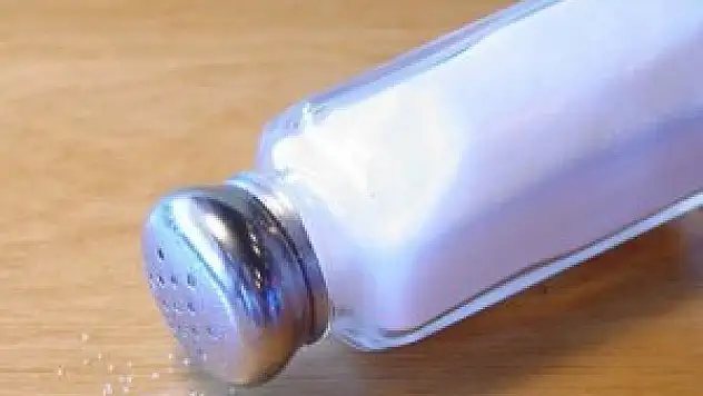 Aşırı tuz tüketimi ölüme götürüyor