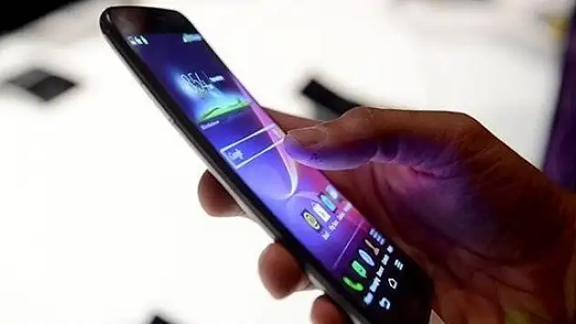 Telefon ilk çaldığında açmayın!