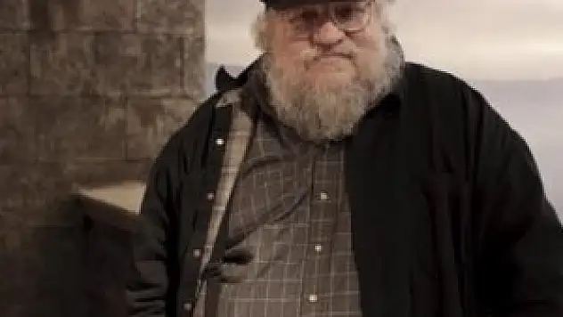 Game of Thrones'un yazarından müjde