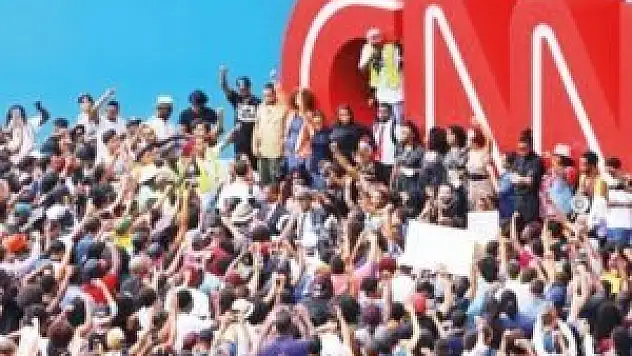 Gezici CNN'e isyan