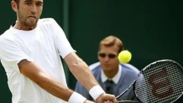 Marsel İlhan ilk turu geçti