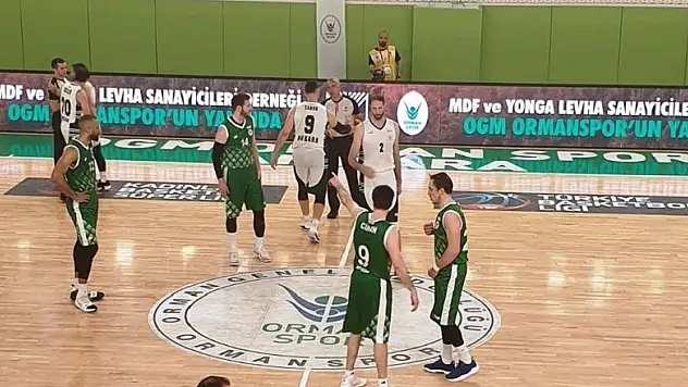 Konyaspor Basket seride 1-0 öne geçti! 73-59
