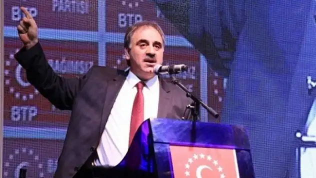 İstanbul seçimlerinde bir aday daha çekildi