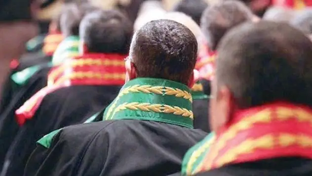 İzmir'deki hakim ve savcılara paralel tehdit