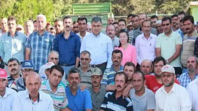 Fen işleri çalışanları kahvaltıda buluştu