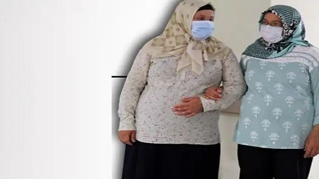 Böbrek nakli ile kardeş oldular