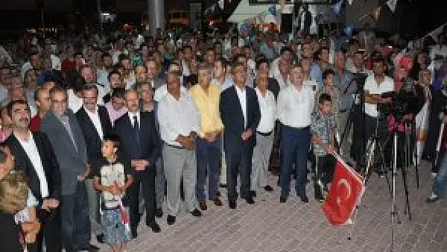 Konya'da Davutoğlu sevinci