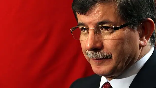 Başbakan Davutoğlu ve Türkiye devrimi..