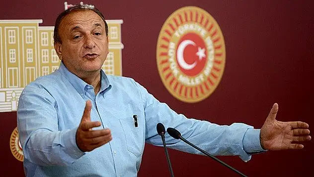 27 Ağustos'ta yapılması gereken kurultay dün yapıldı