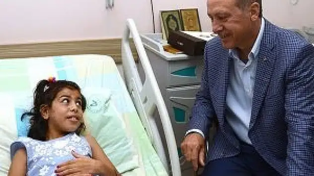 Erdoğan Gazzeli yaralıları ziyaret etti