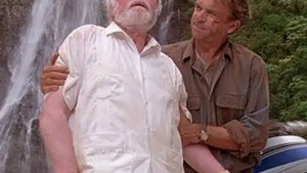 Ünlü oyuncu hayatını kaybetti!