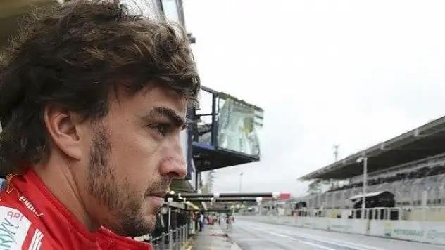 Alonso'dan rakibine büyük taş