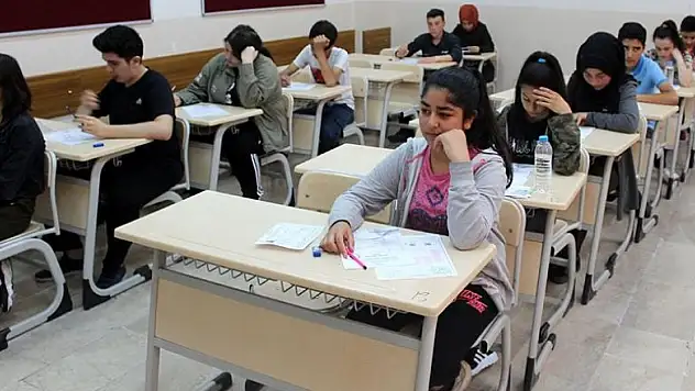 LGS soru kitapçığı ve cevap anahtarı yayımlandı