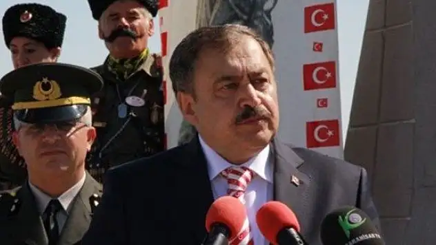 Bakan Eroğlu: Bayrak için güçlü olmalıyız