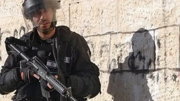 İsrail askerleri Batı Şeria'da bir okula baskın düzenledi