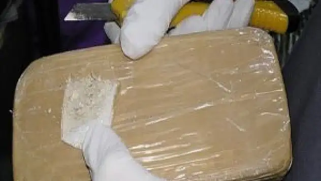 Adana'da helikopter destekli uyuşturucu operasyonu