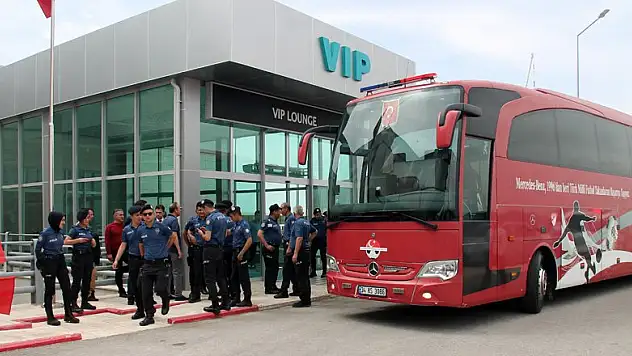 A Milli Takım, İzlanda'ya gitti