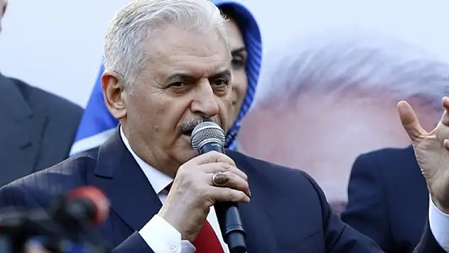 Binali Yıldırım 'bir uyarım var' deyip sürprizi açıkladı