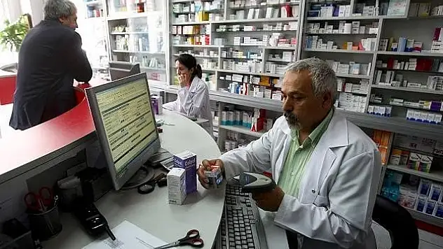 Eczanelerde ikinci eczacı dönemi başlıyor