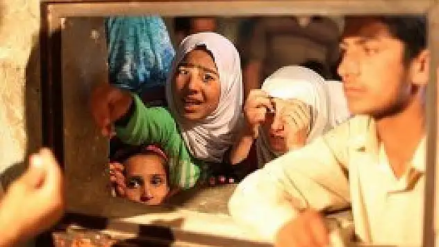 Şam ve Halep'te hayat durma noktasında