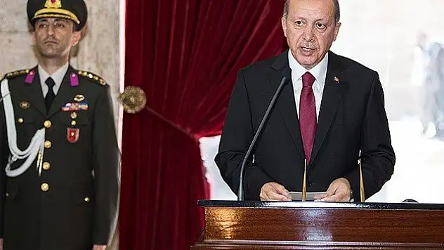 Cumhurbaşkanı'ndan Anıtkabir'de çok önemli mesajlar