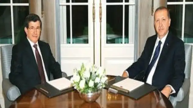 62. hükümet için görevi aldı