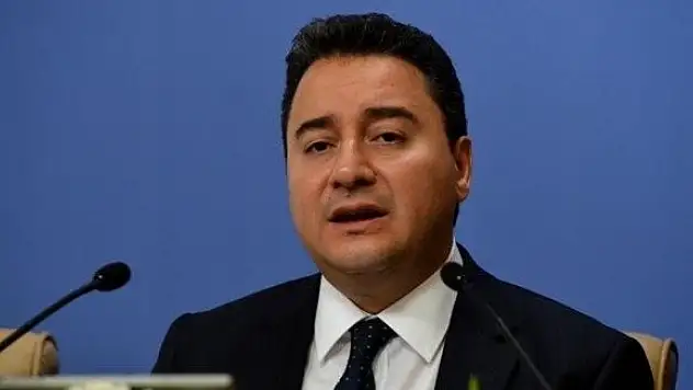 2002'den beri değişmeyen tek Bakan