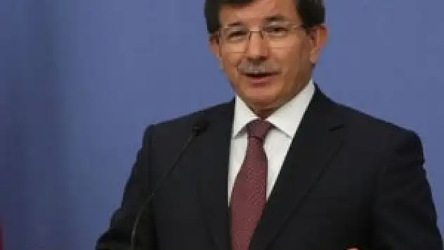 Ahmet Davutoğlu rekor kırdı