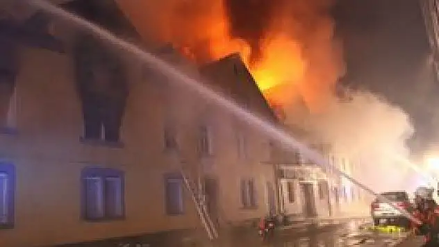 Almanya'da yangın faciası: 7 Türk öldü