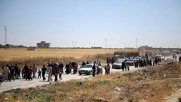 Irak'ta 600 bin kişi evini terk etti