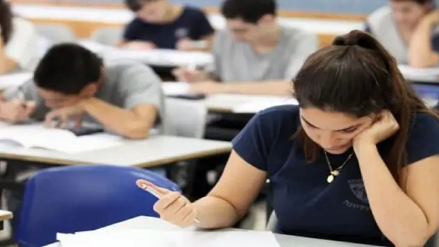 YKS'de birinci oturumu sona erdi