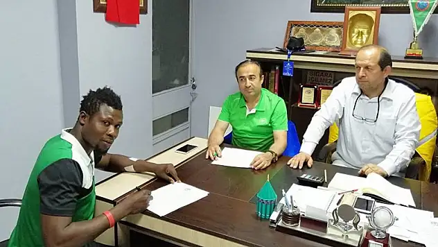 Engelliler Gücü'nde imzaya devam