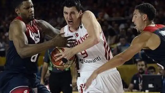 Türkiye'nin oyunu övgü topladı